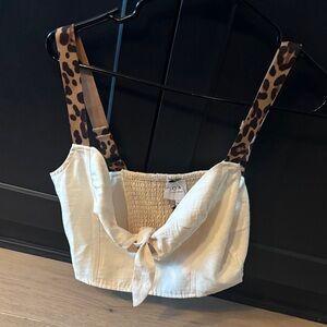 J.O.A Leopard Strap Tie-Front Top size Small